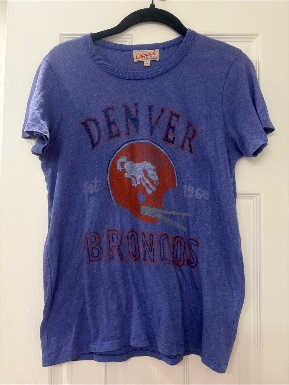Denver Broncos Purple Women’s Graphic Tee -M
